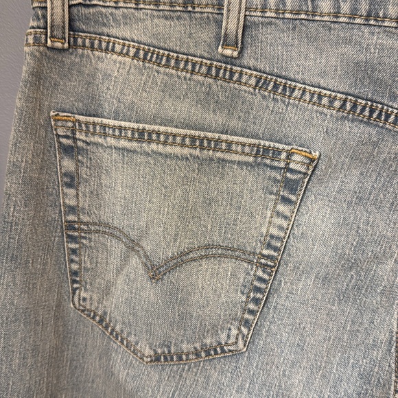 Levi’s 531 athletic slim. Distressed style jeans. Size 40 x 32. - Picture 6 of 11